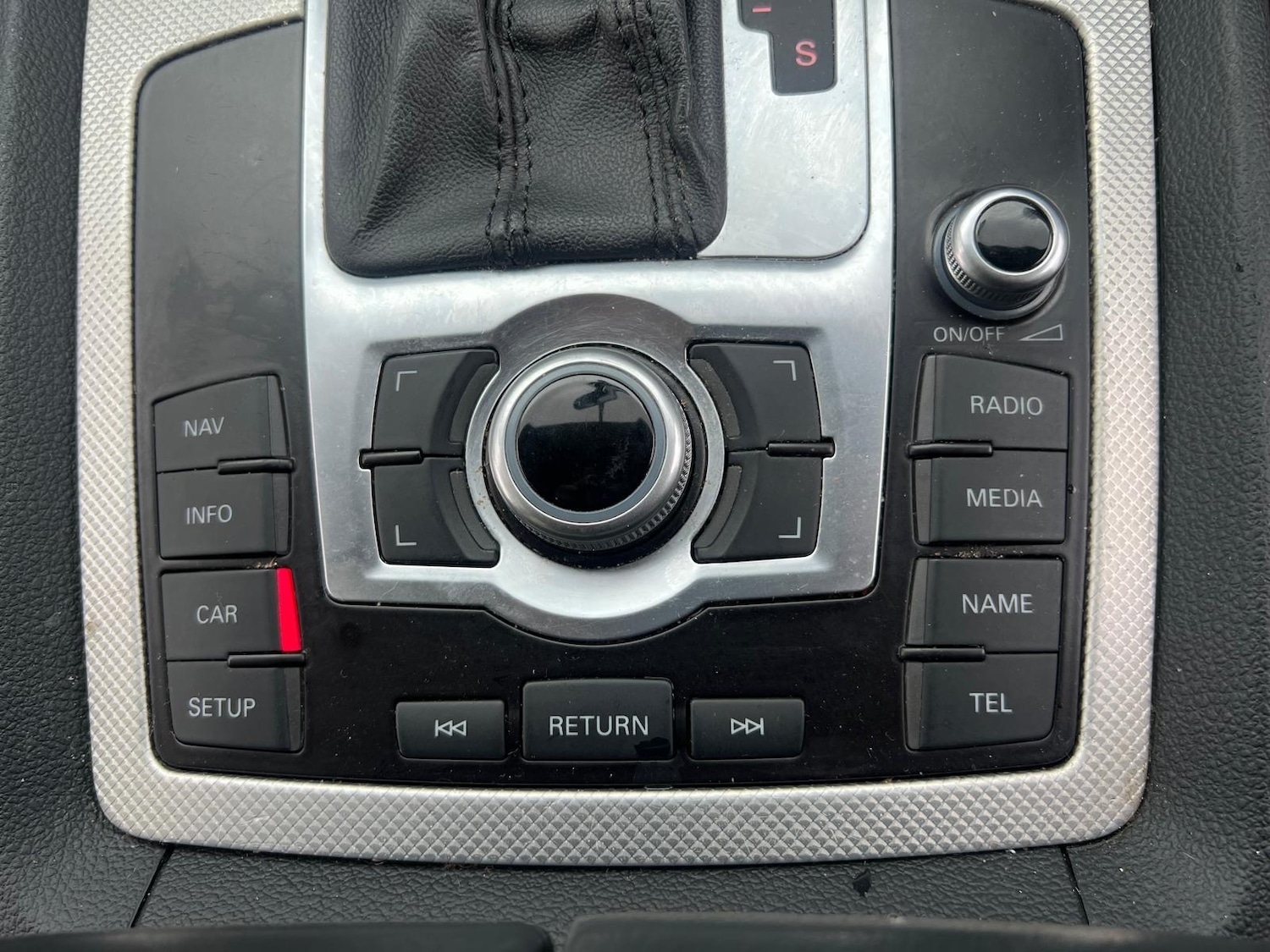 Used Audi Q7 2010 for sale - 76249506: Photo 27