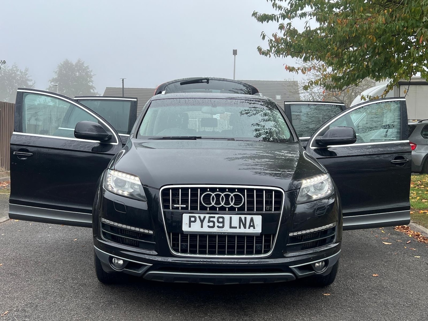 Used Audi Q7 2010 for sale - 76249506: Photo 32