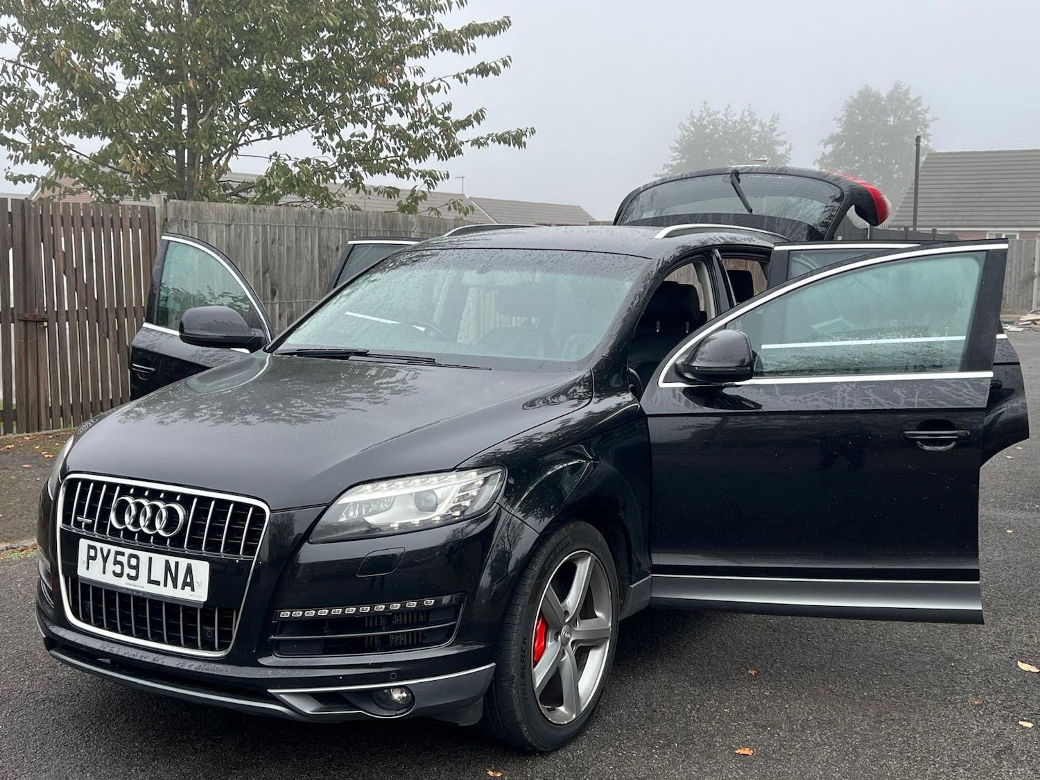 Used Audi Q7 2010 for sale - 76249506: Photo 35