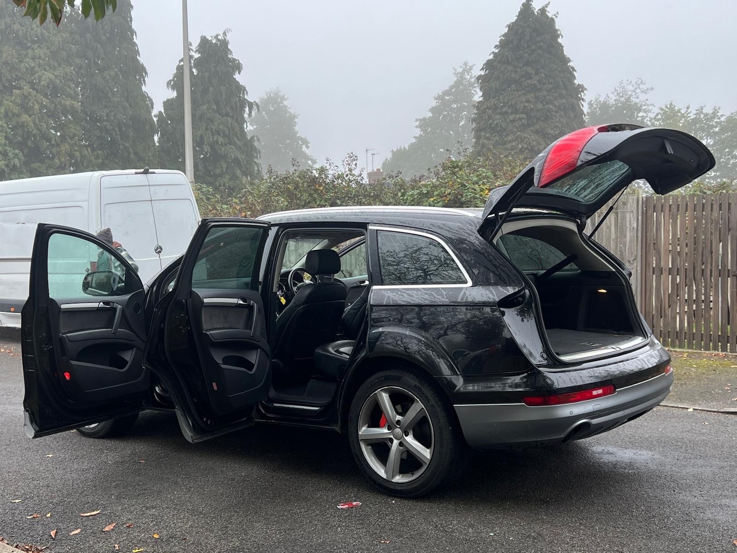 Used Audi Q7 2010 for sale - 76249506: Photo 37