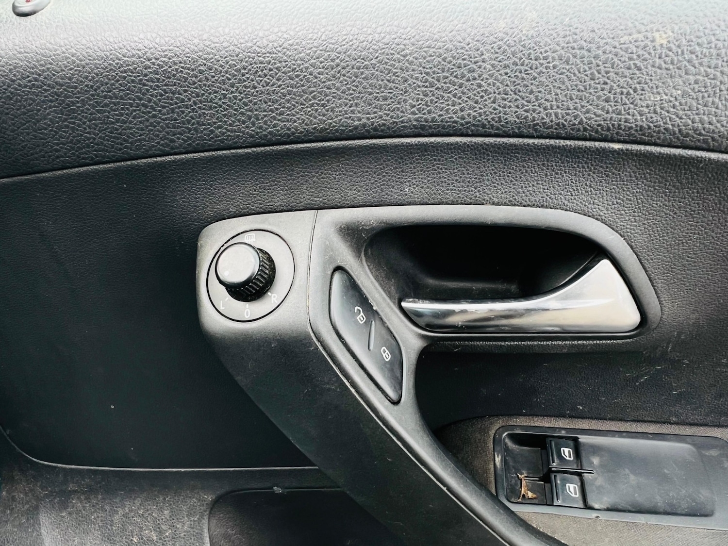 Used Volkswagen Polo 2011 for sale - 77551358: Photo 19