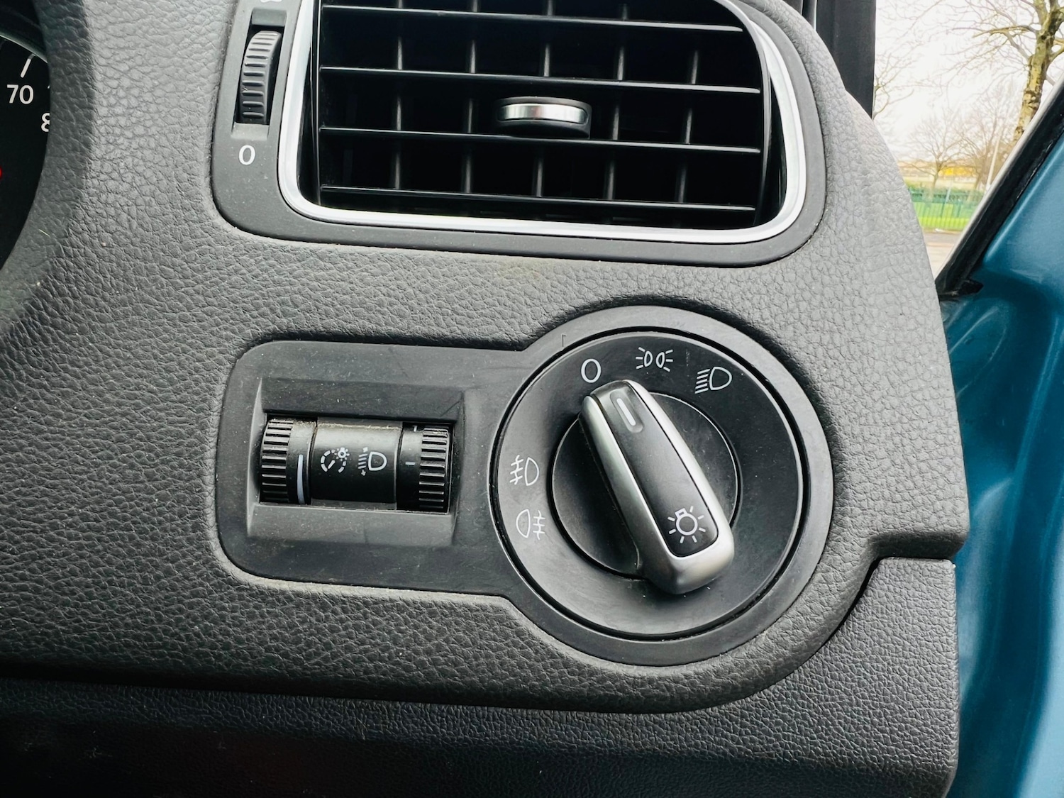 Used Volkswagen Polo 2011 for sale - 77551358: Photo 20