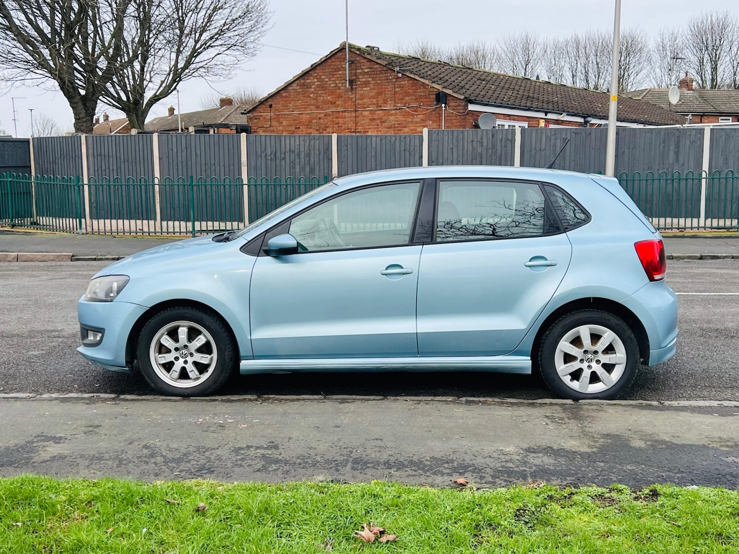 Used Volkswagen Polo 2011 for sale - 77551358: Photo 3