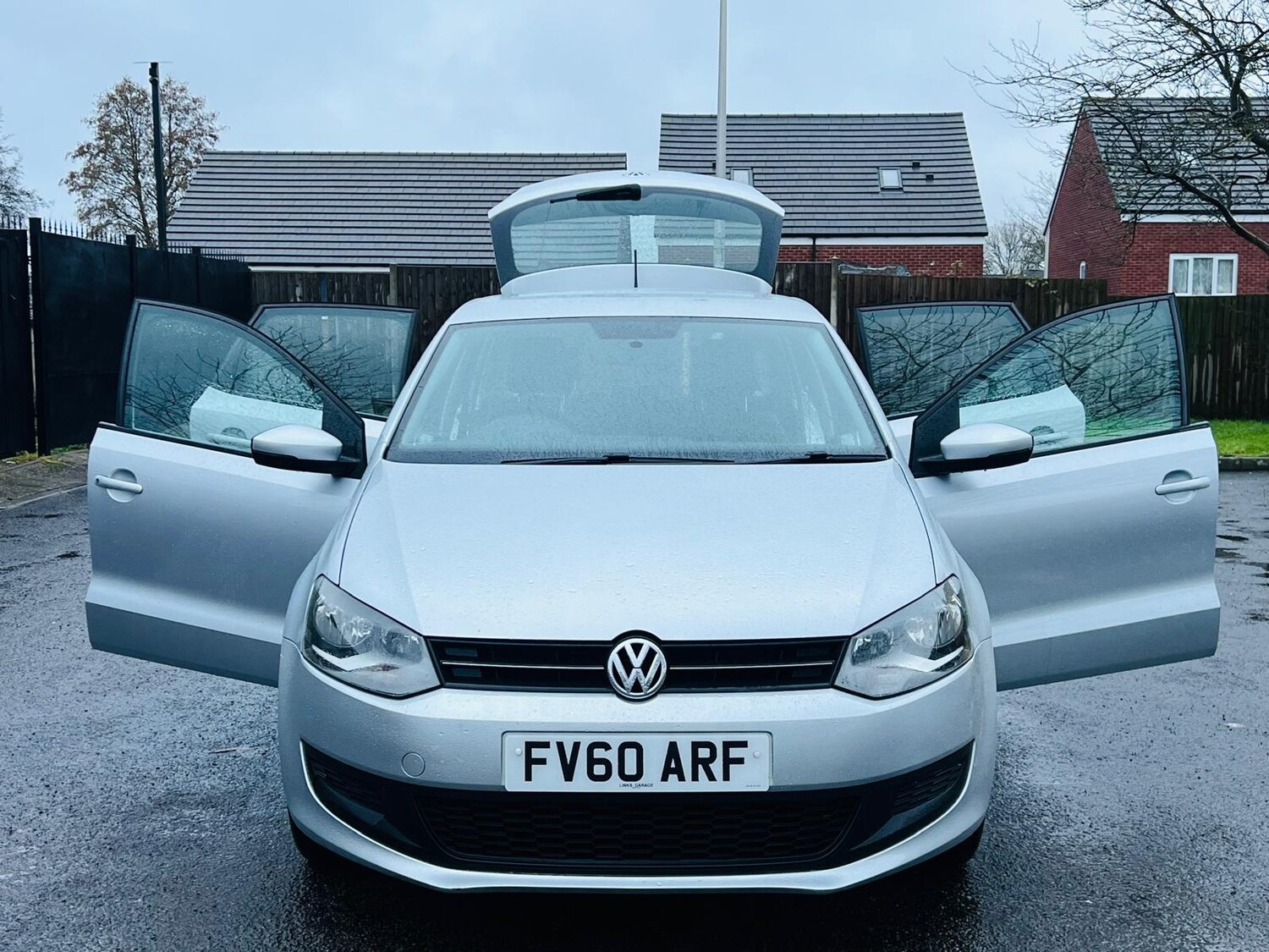 Used Volkswagen Polo 2010 for sale - 77549263: Photo 16