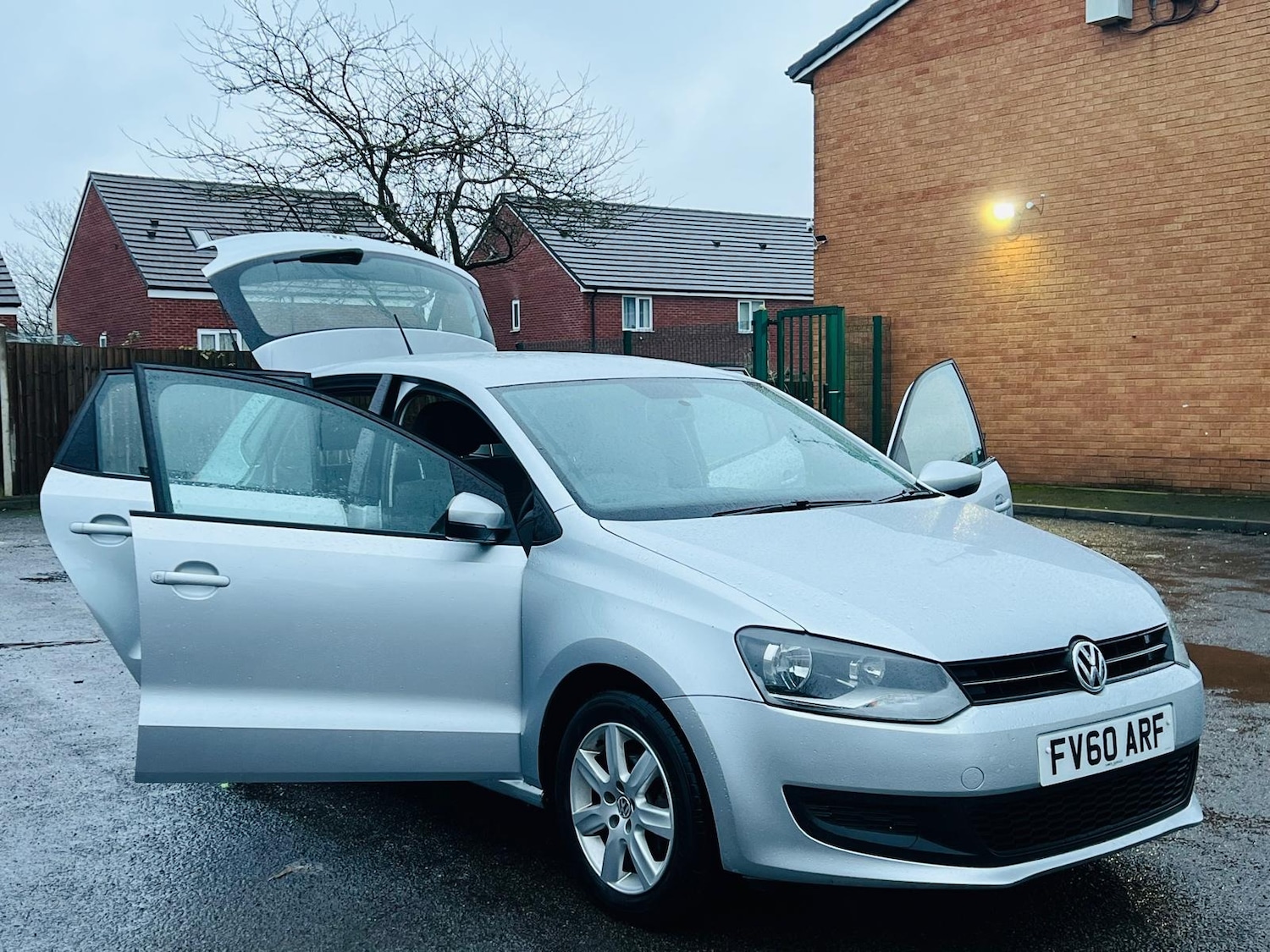 Used Volkswagen Polo 2010 for sale - 77549263: Photo 17