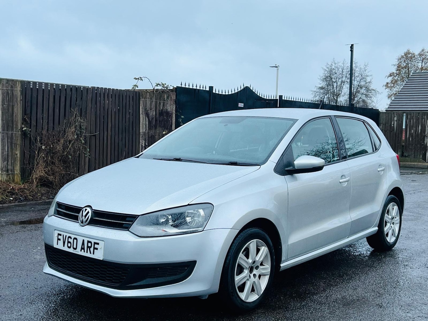 Used Volkswagen Polo 2010 for sale - 77549263: Photo 2