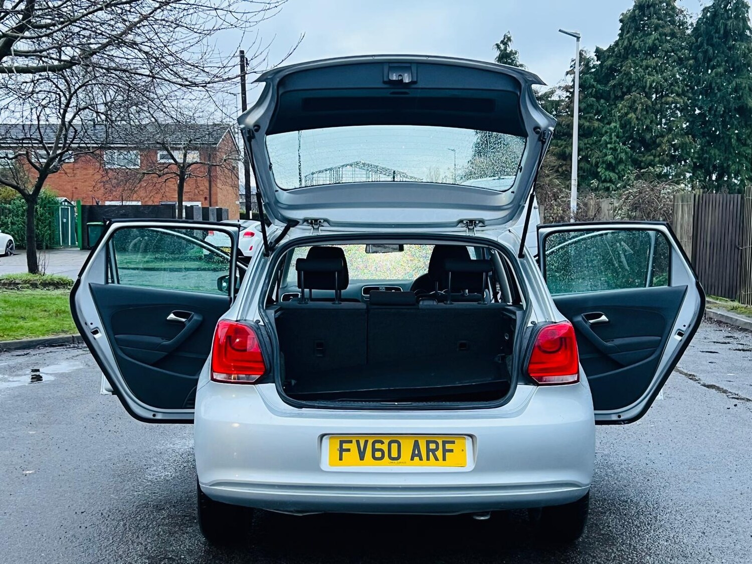 Used Volkswagen Polo 2010 for sale - 77549263: Photo 22