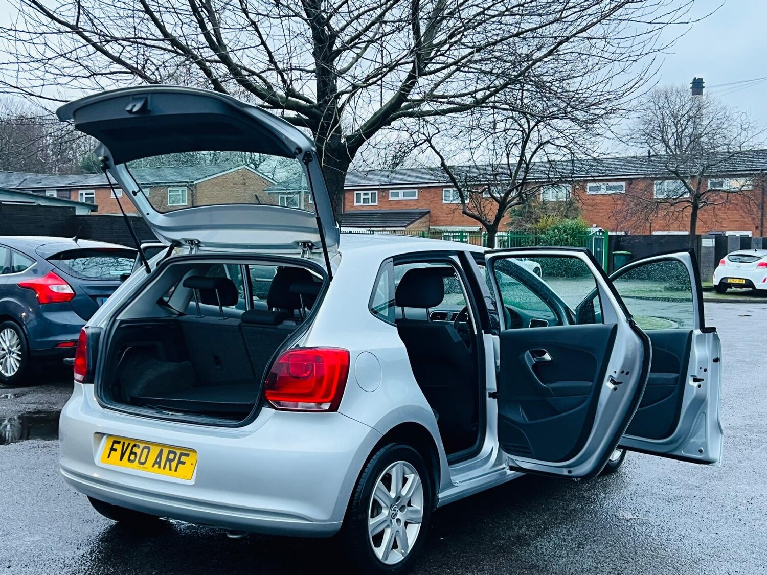 Used Volkswagen Polo 2010 for sale - 77549263: Photo 23