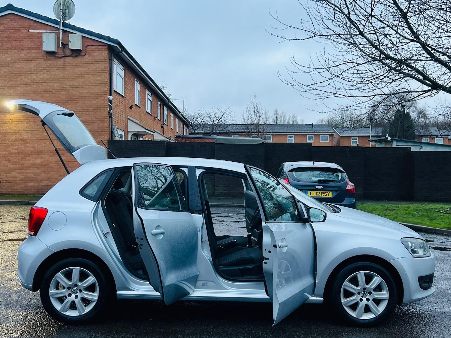 Used Volkswagen Polo 2010 for sale - 77549263: Photo 27