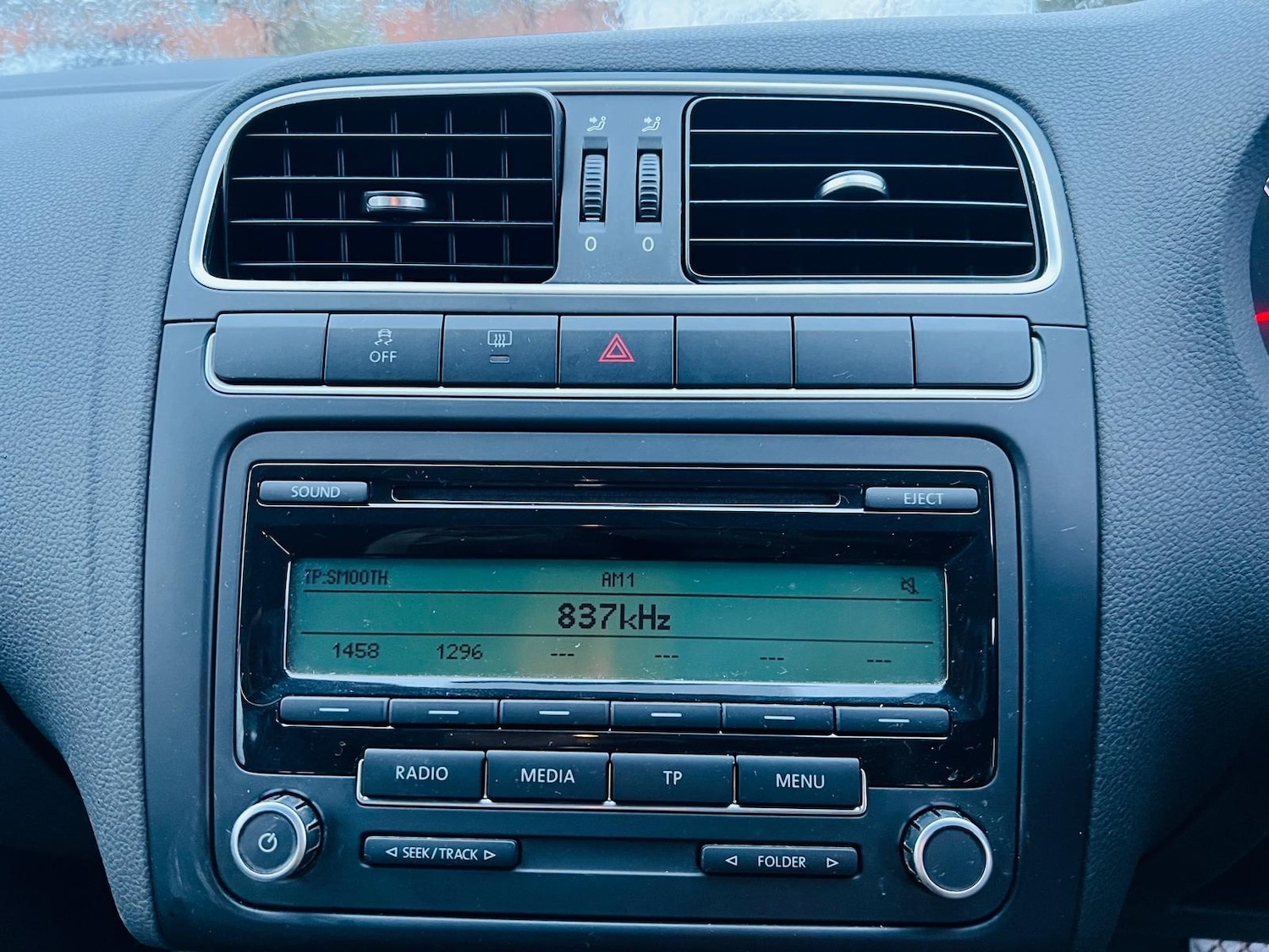 Used Volkswagen Polo 2010 for sale - 77549263: Photo 36