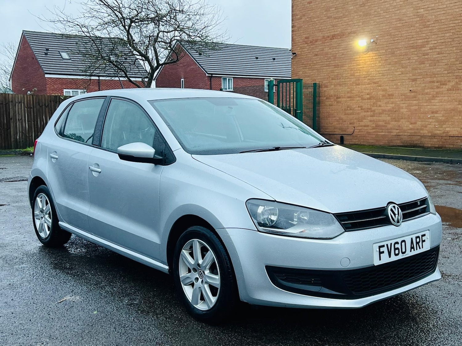 Used Volkswagen Polo 2010 for sale - 77549263: Photo 4