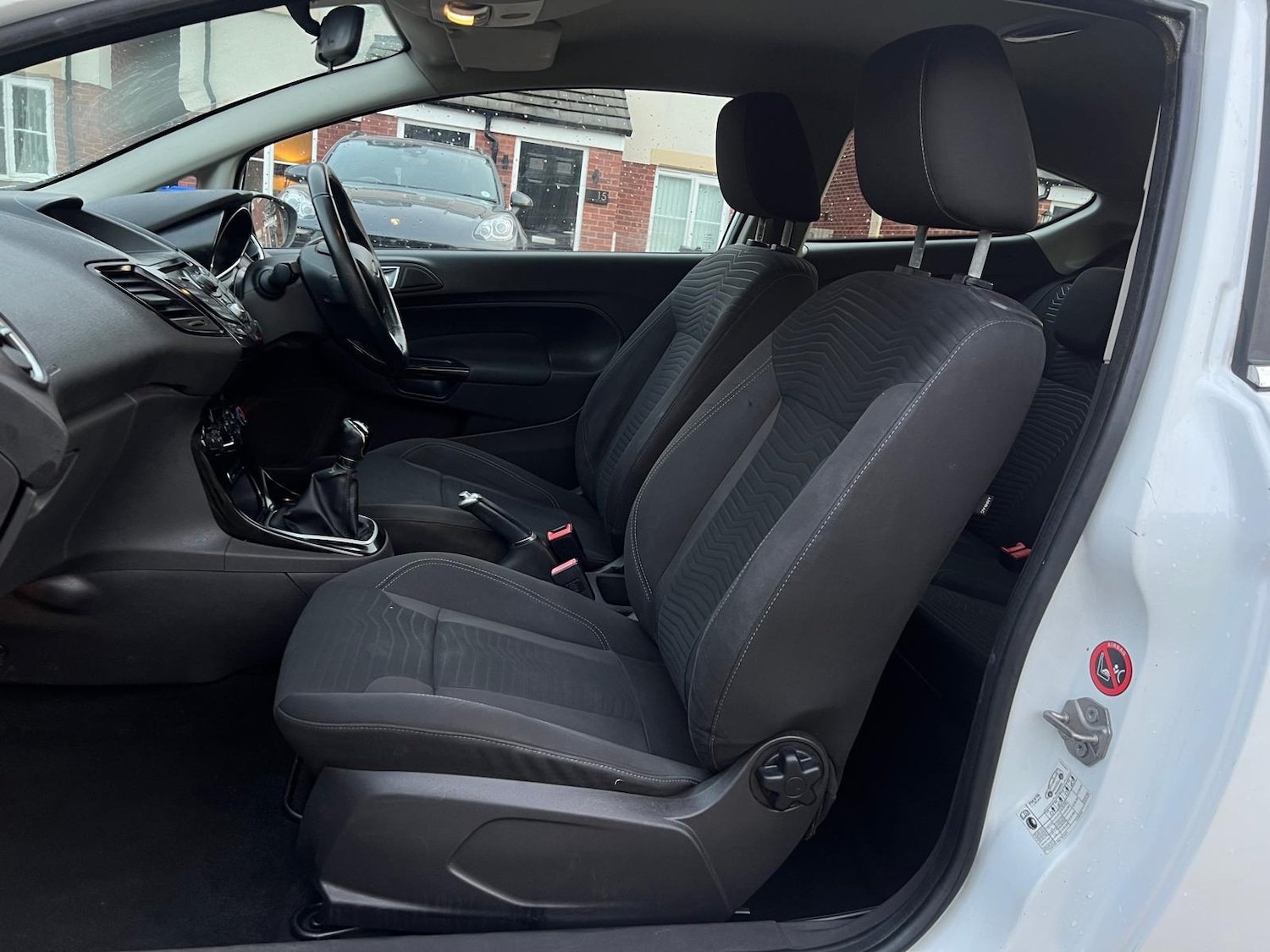 Used Ford Fiesta 2014 for sale - 77157245: Photo 24