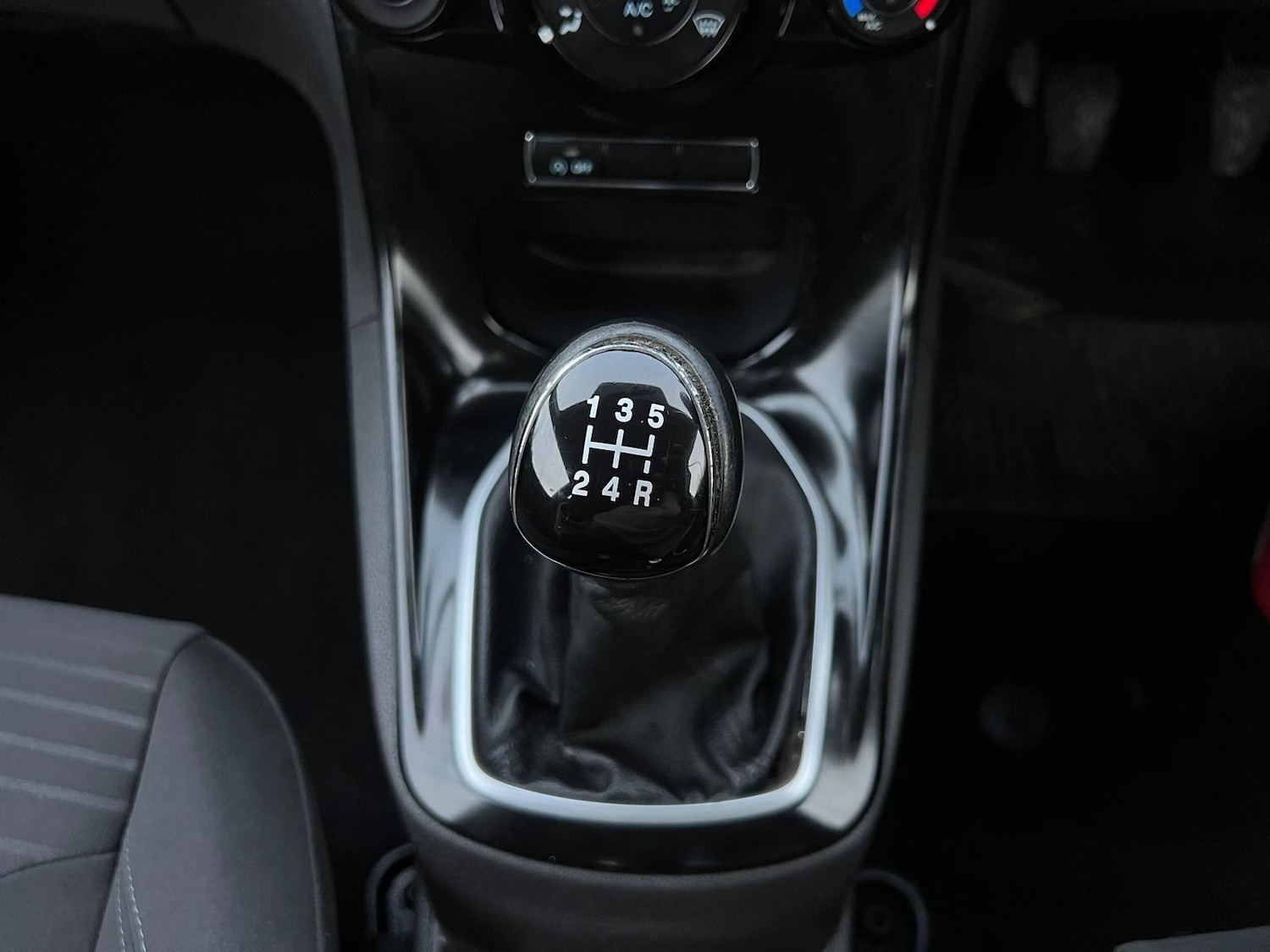 Used Ford Fiesta 2014 for sale - 77157245: Photo 37