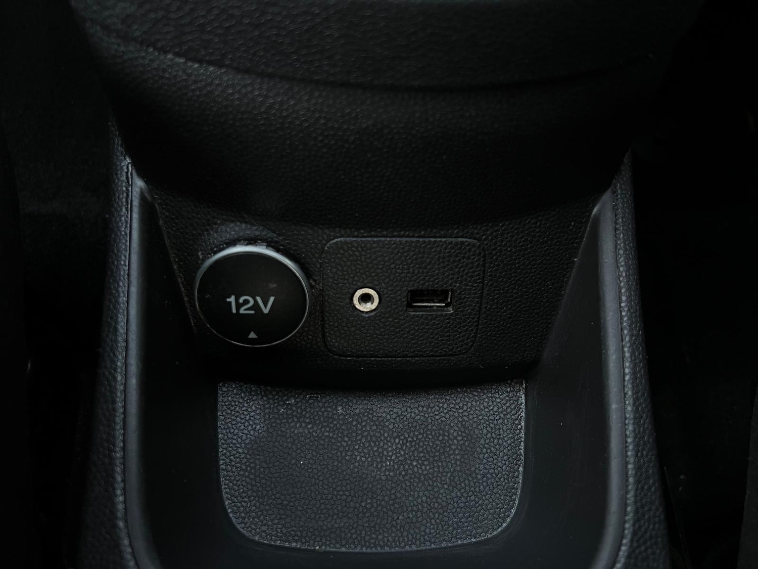 Used Ford Fiesta 2014 for sale - 77157245: Photo 38