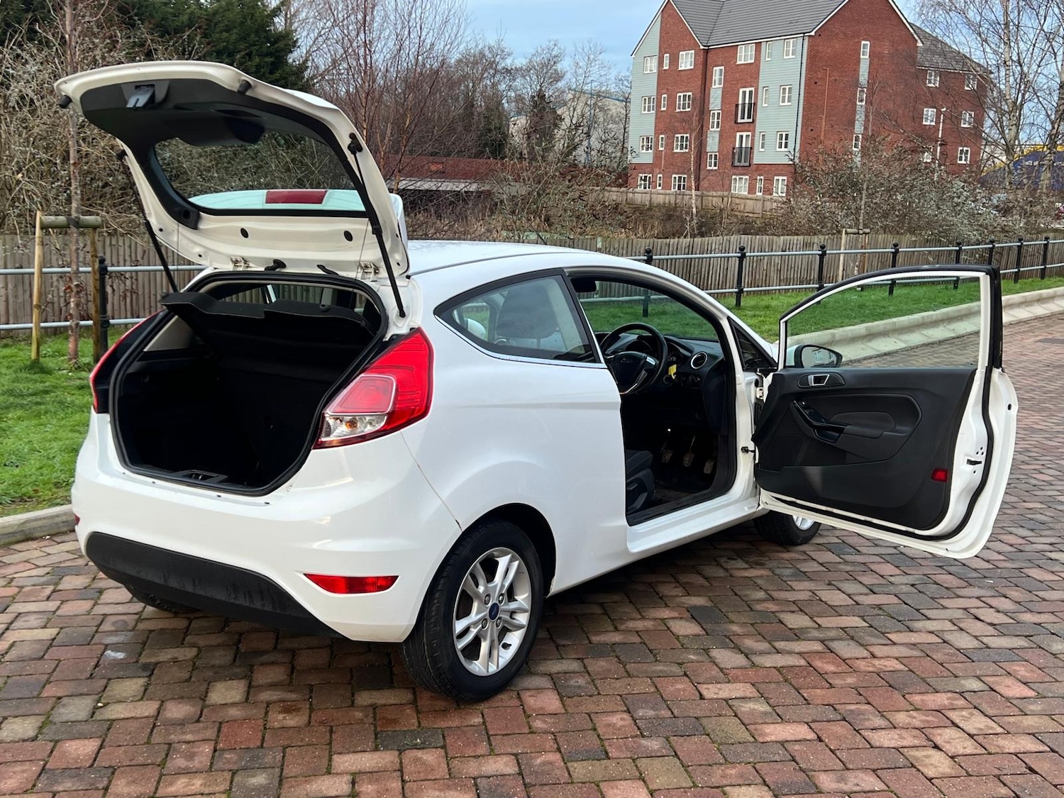 Used Ford Fiesta 2014 for sale - 77157245: Photo 53