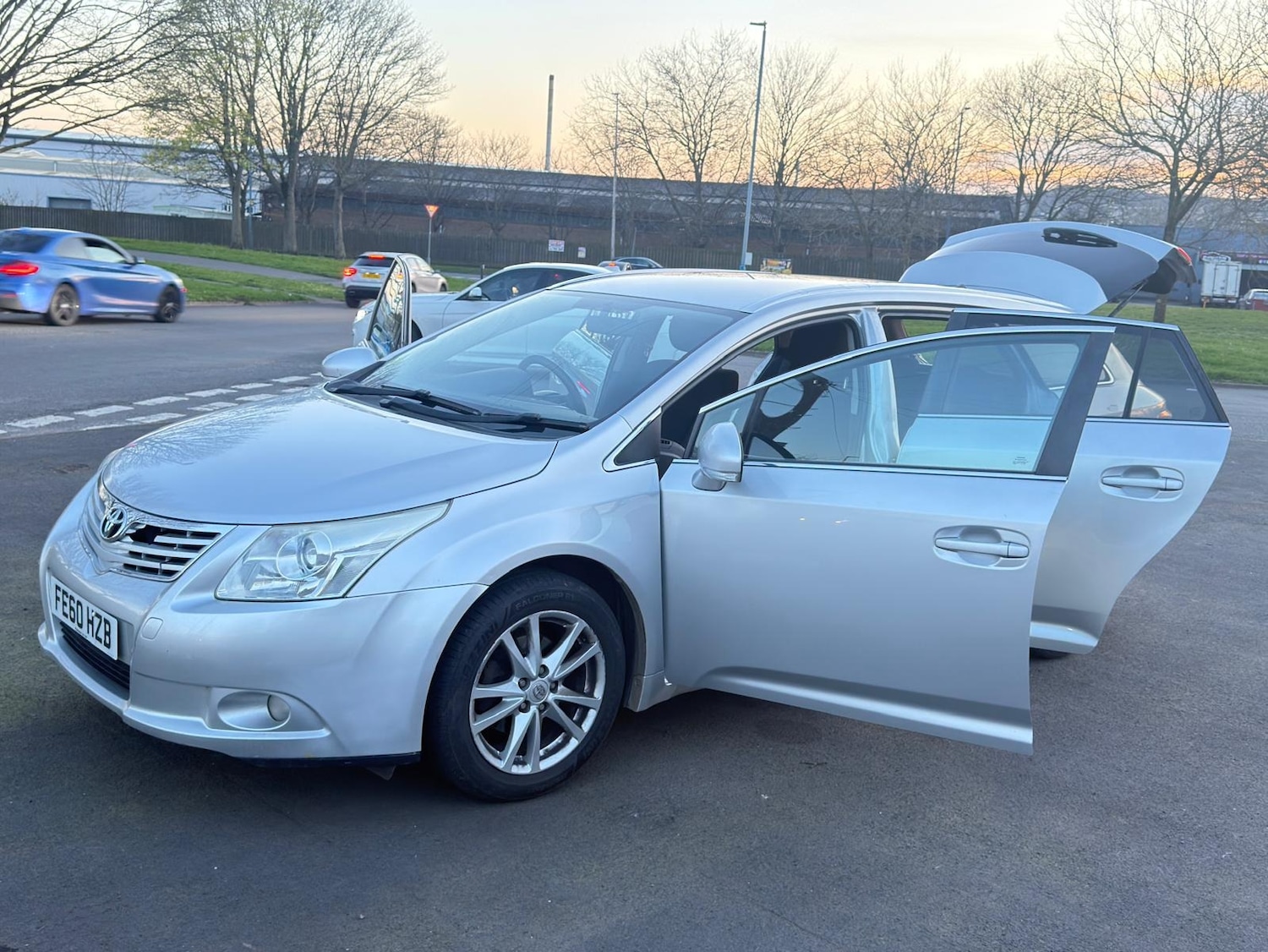 Used Toyota Avensis 2010 for sale - 77941614: Photo 20