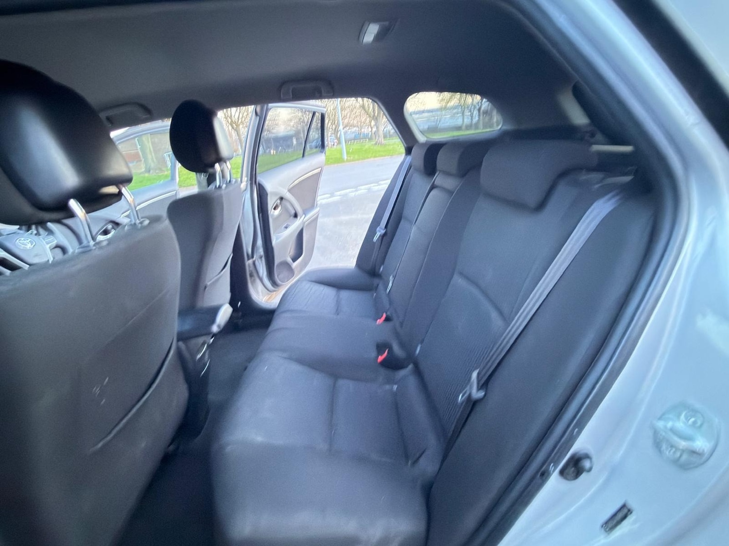 Used Toyota Avensis 2010 for sale - 77941614: Photo 30