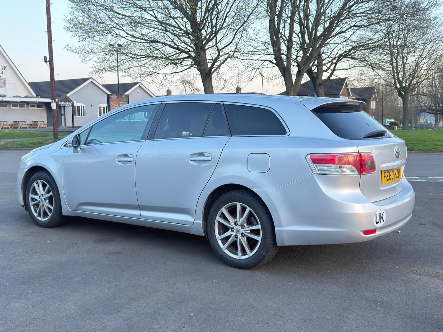 Used Toyota Avensis 2010 for sale - 77941614: Photo 9