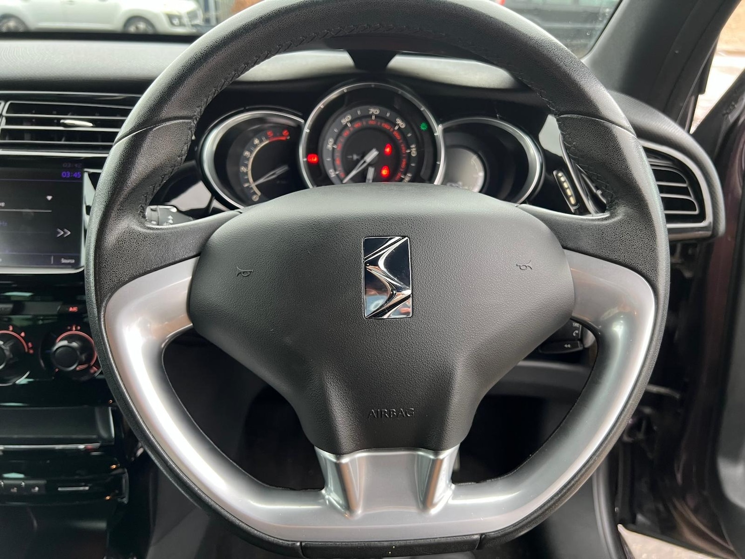 Used DS Automobiles DS 3 2015 for sale - 76167578: Photo 34