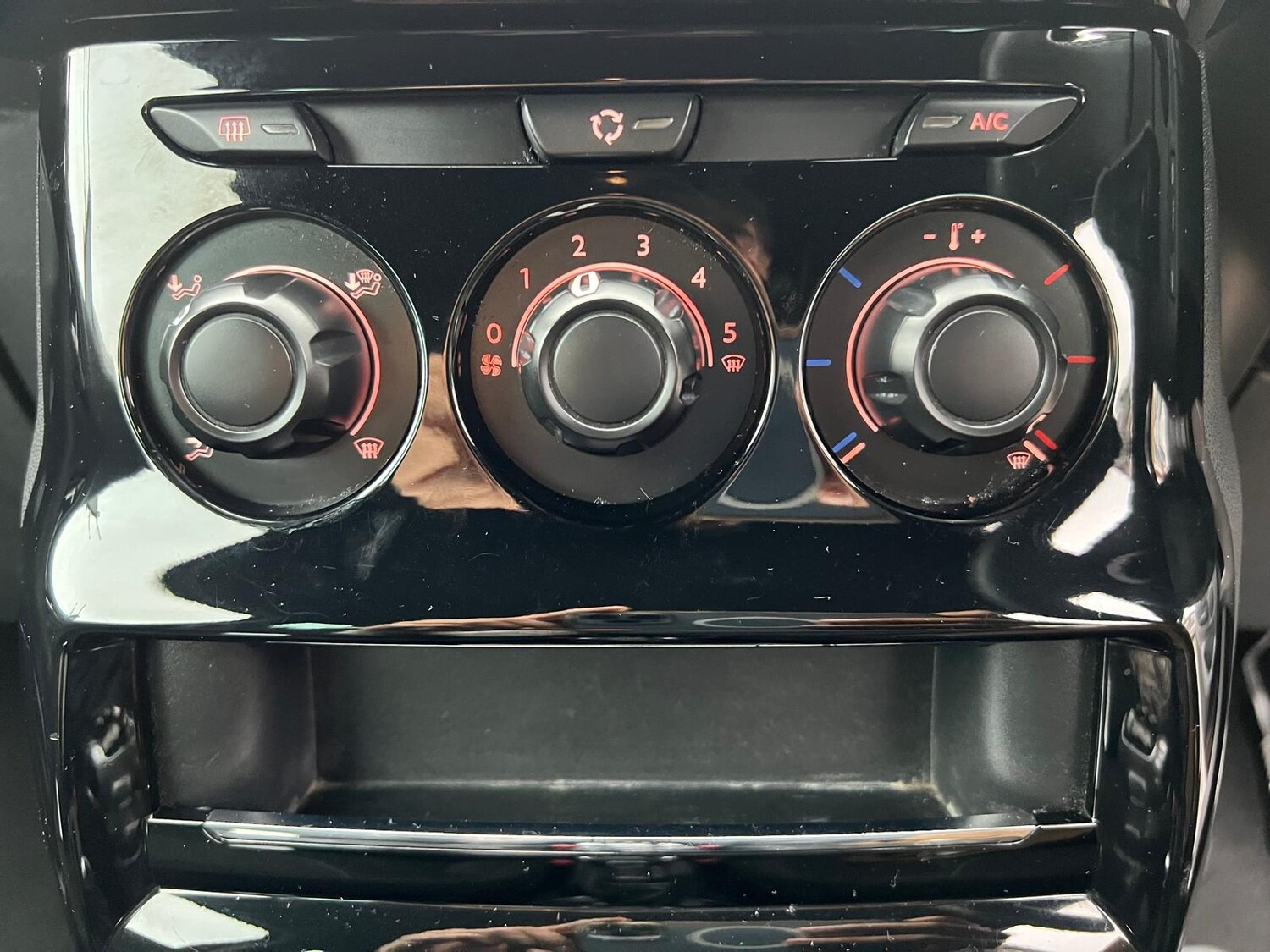 Used DS Automobiles DS 3 2015 for sale - 76167578: Photo 36