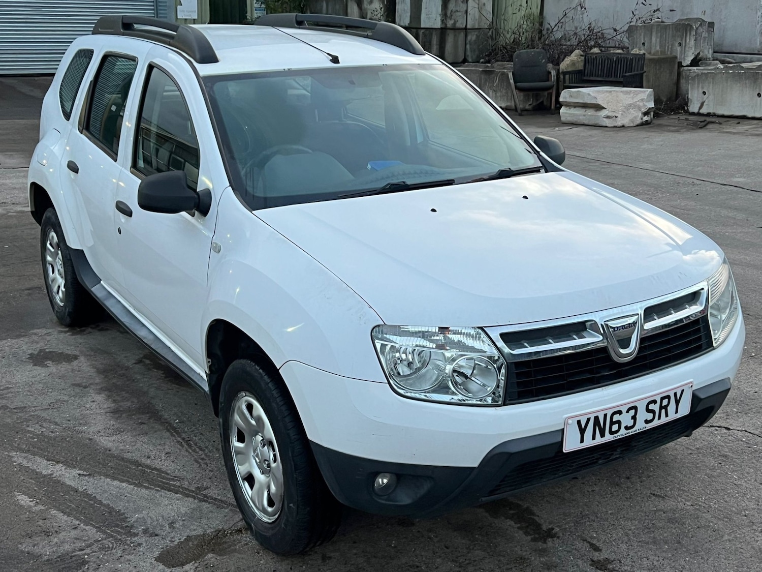 Used Dacia Duster 2013 for sale - 76165407: Photo 2