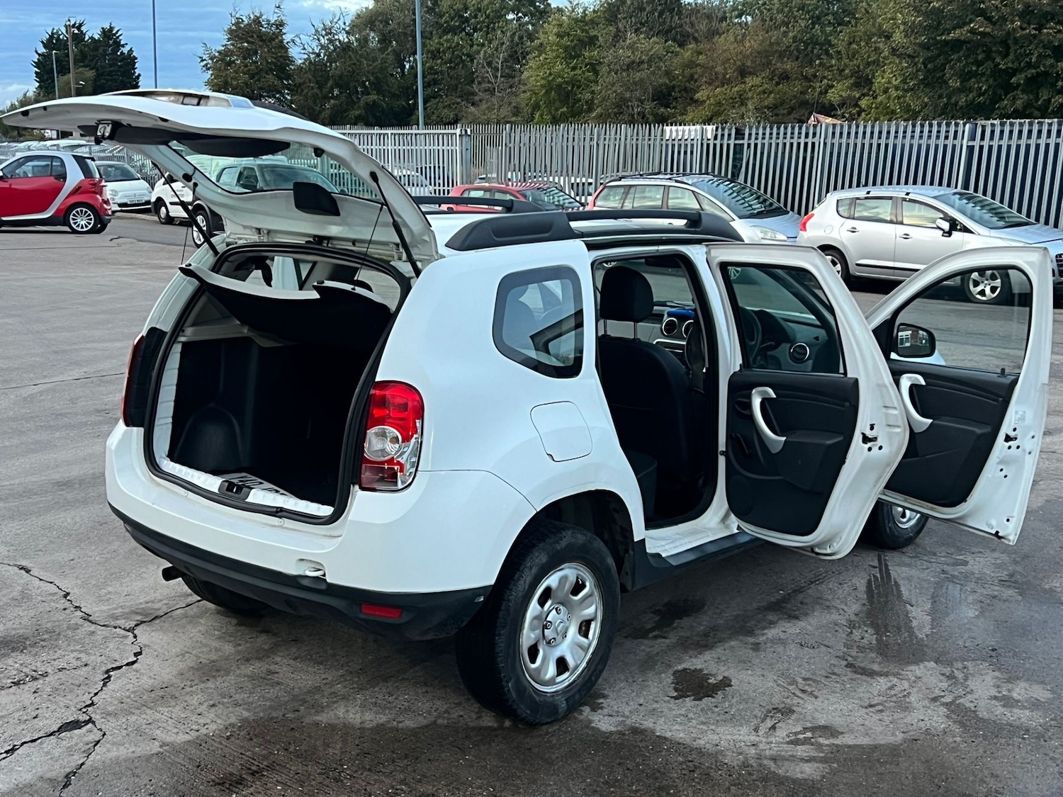 Used Dacia Duster 2013 for sale - 76165407: Photo 37