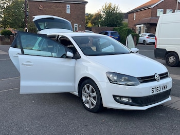 Used Volkswagen Polo 2014 for sale - 79389062: Photo