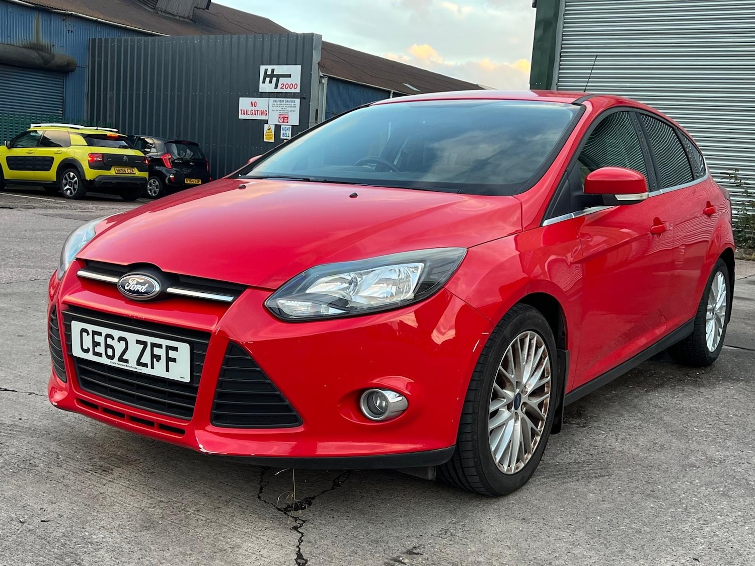 Used Ford Focus 2012 for sale - 76176094: Photo 3