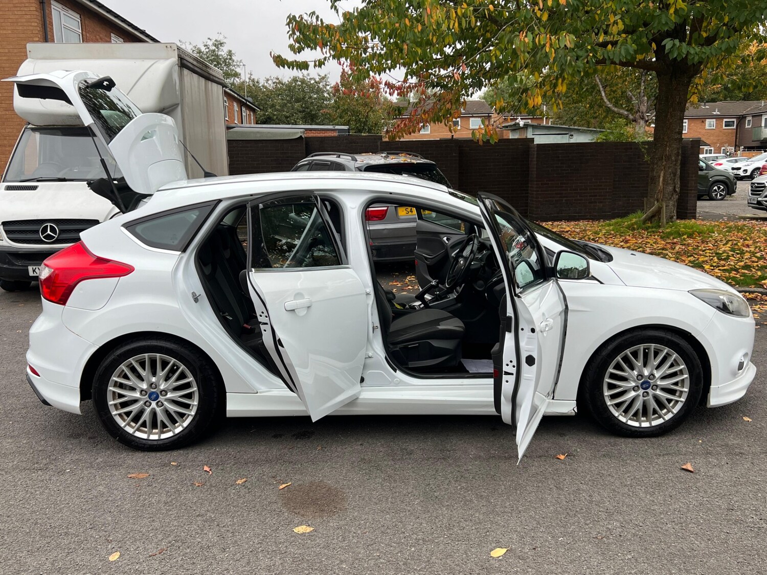 Used Ford Focus 2012 for sale - 76370035: Photo 36