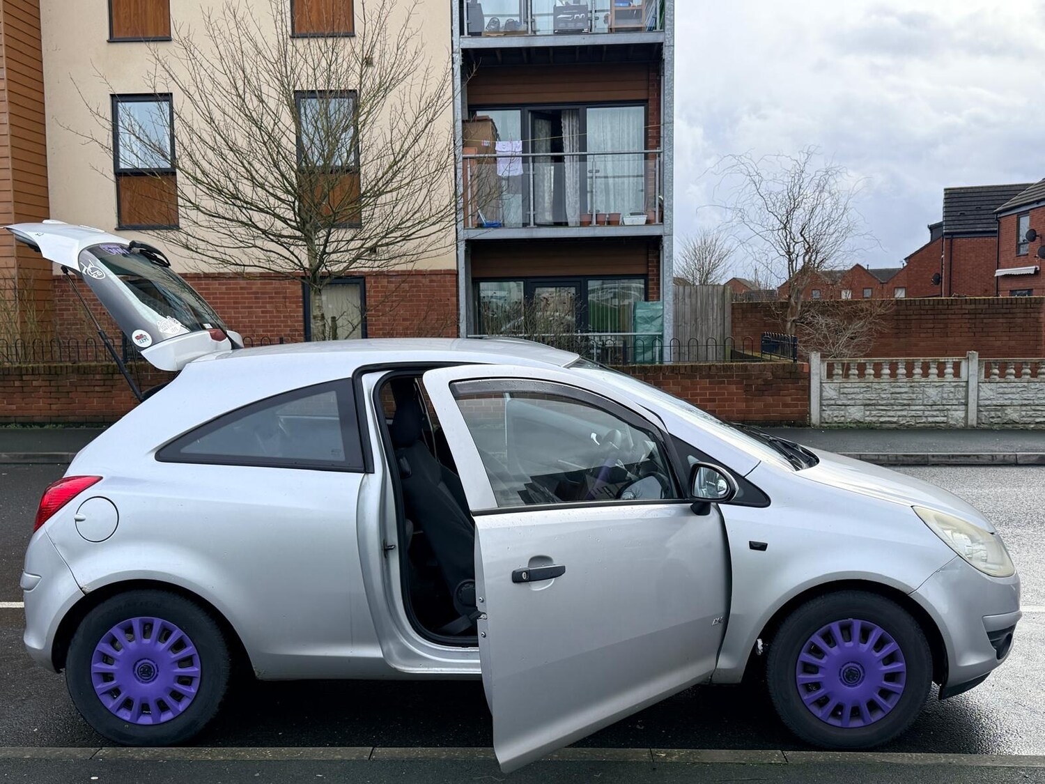 Used Vauxhall Corsa 2009 for sale - 77511566: Photo 26