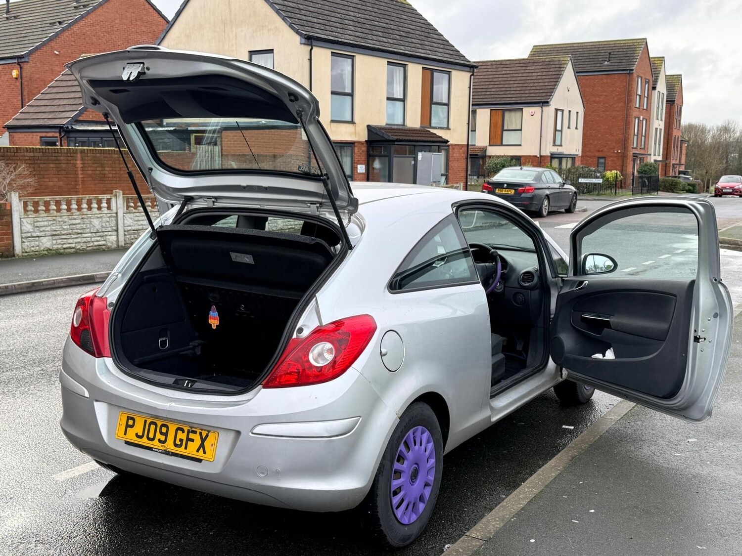 Used Vauxhall Corsa 2009 for sale - 77511566: Photo 27