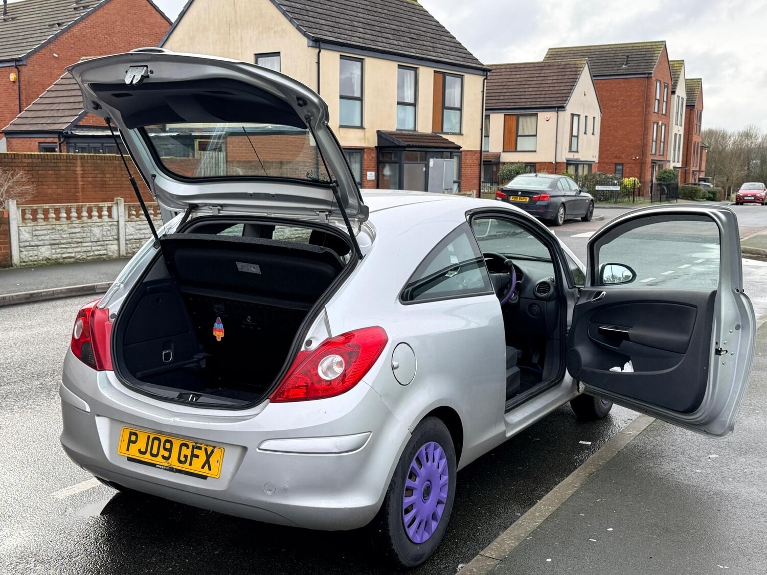 Used Vauxhall Corsa 2009 for sale - 77511566: Photo 28
