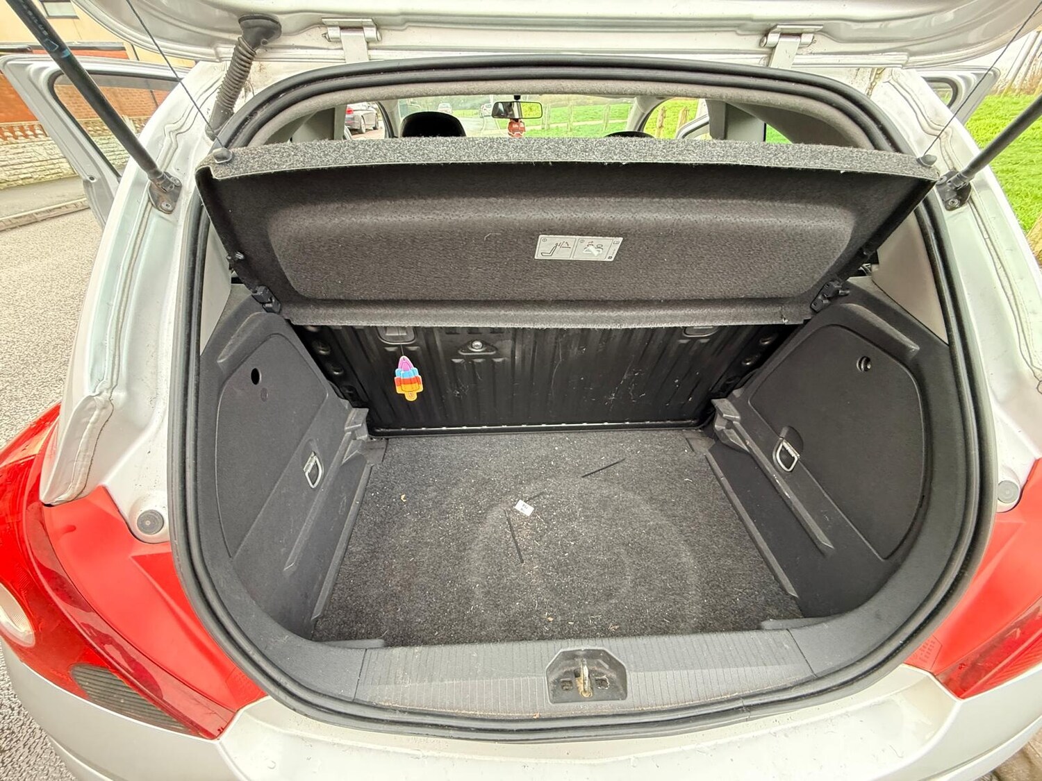 Used Vauxhall Corsa 2009 for sale - 77511566: Photo 33