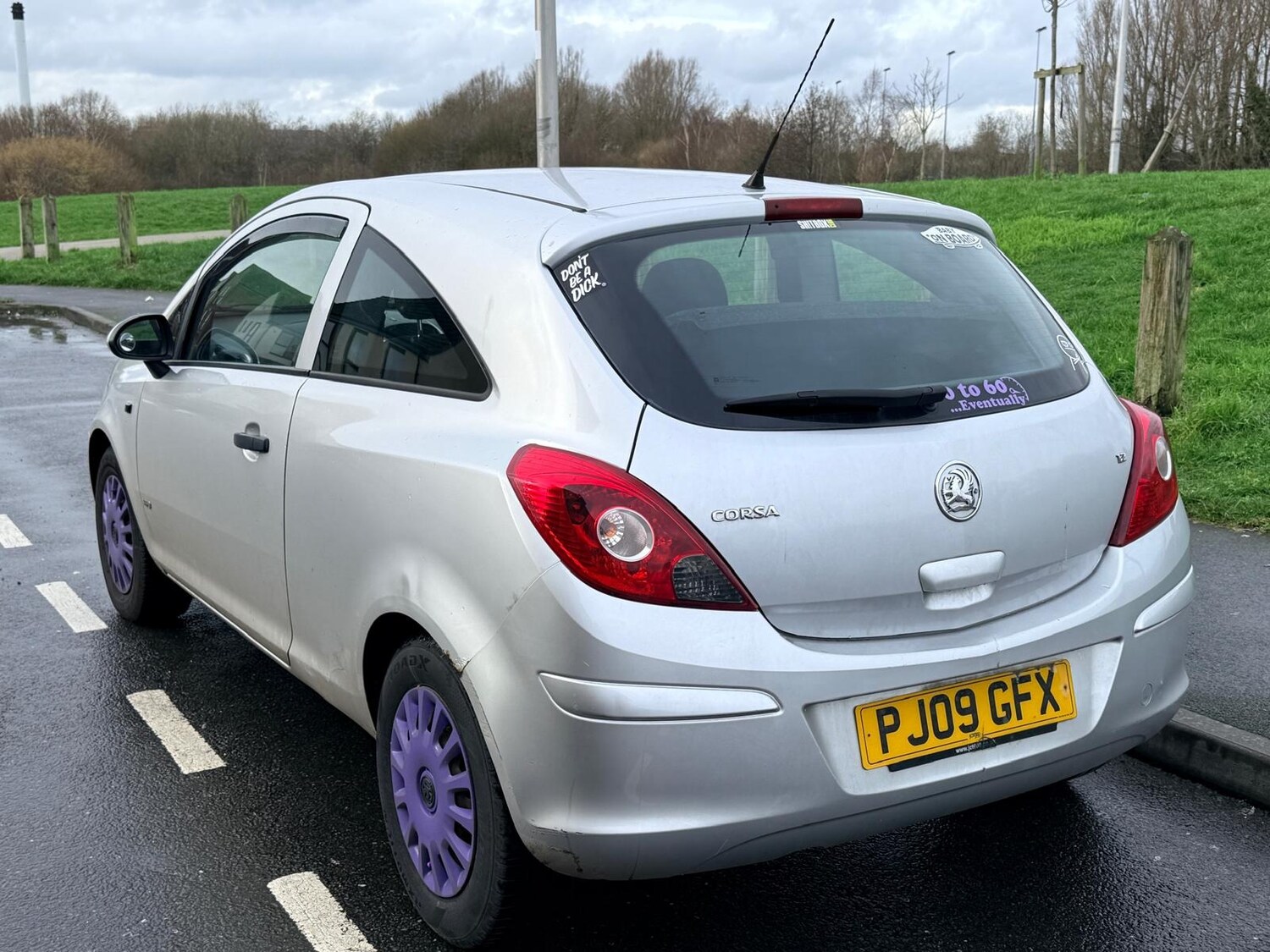 Used Vauxhall Corsa 2009 for sale - 77511566: Photo 8