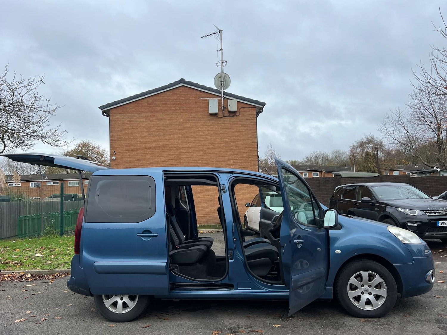 Used Peugeot Partner Tepee 2012 for sale - 76528645: Photo 26