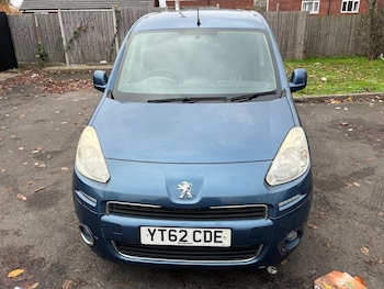 Used Peugeot Partner Tepee 2012 for sale - 76528645: Photo