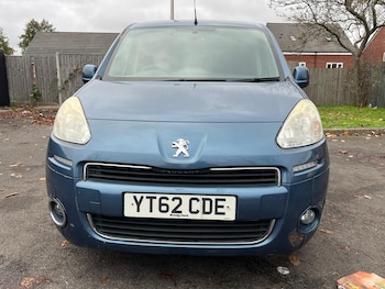Used Peugeot Partner Tepee 2012 for sale - 76528645: Photo