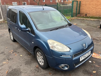 Used Peugeot Partner Tepee 2012 for sale - 76528645: Photo