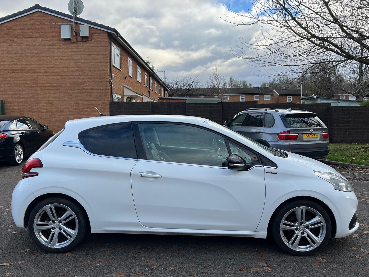 Used Peugeot 208 2016 for sale - 76574220: Photo 15