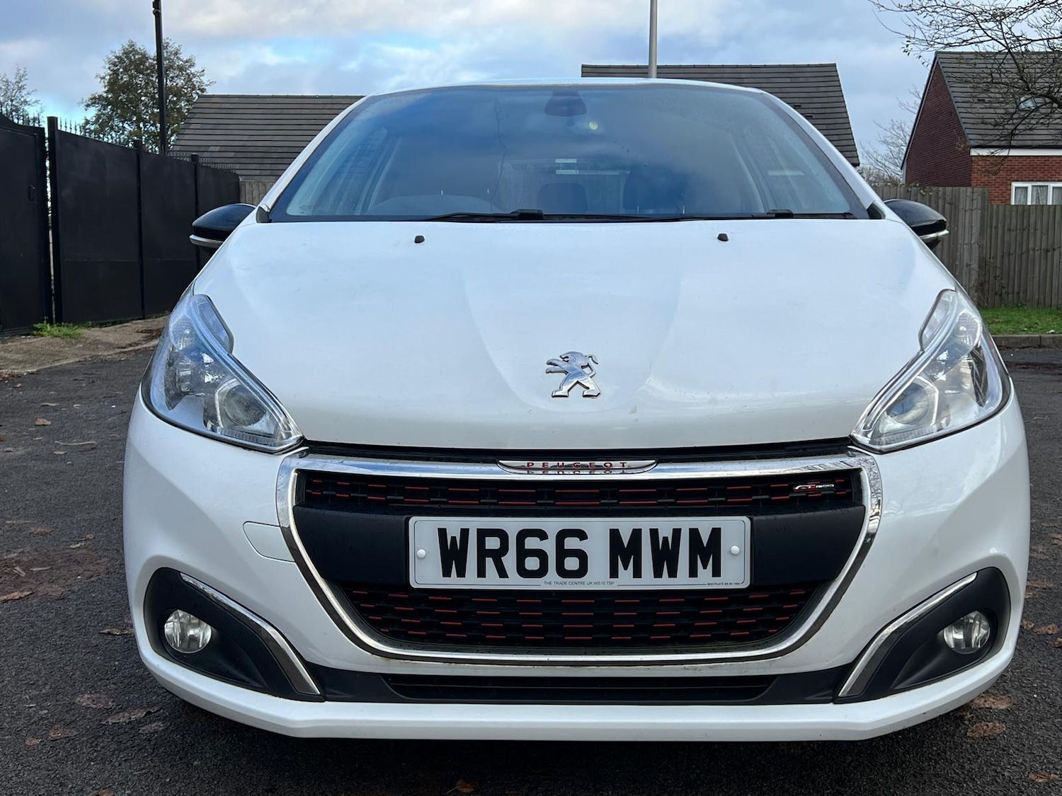 Used Peugeot 208 2016 for sale - 76574220: Photo 3
