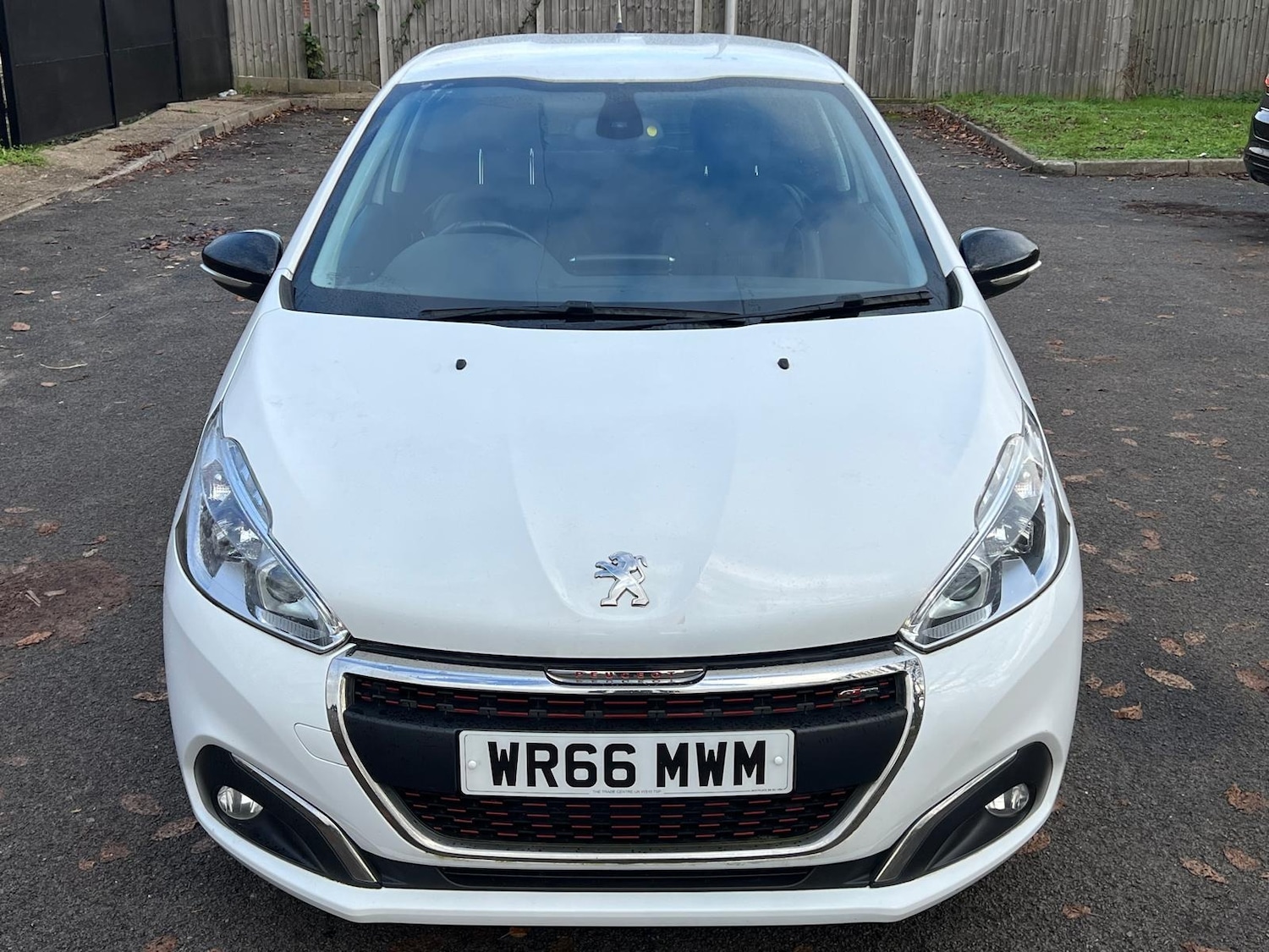 Used Peugeot 208 2016 for sale - 76574220: Photo 4