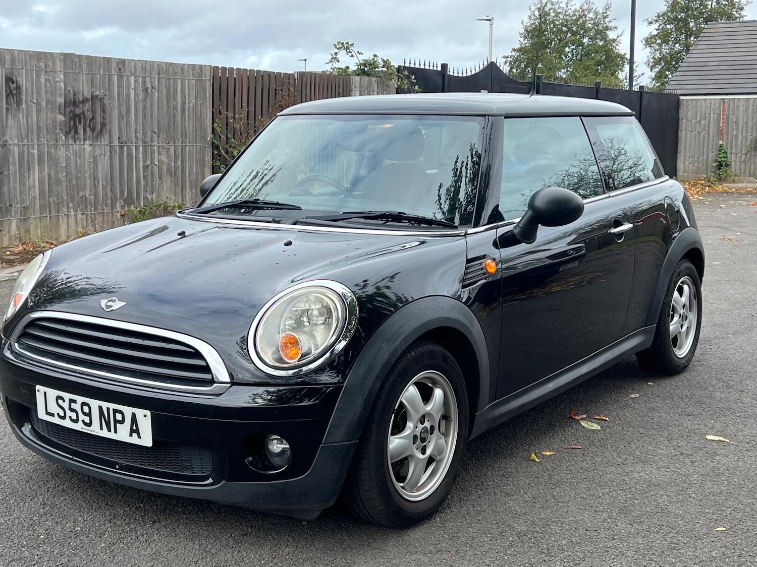 Used MINI Hatch 2009 for sale - 76176039: Photo 1