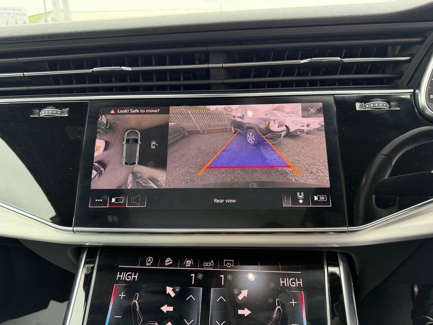 Used Audi Q8 2019 for sale - 76455666: Photo 14