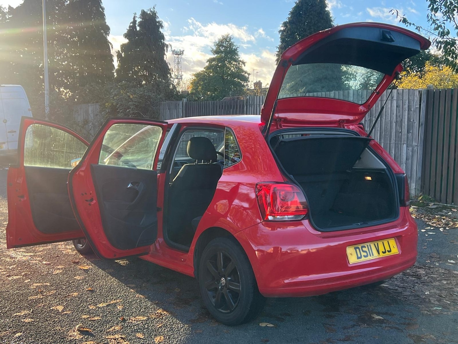 Used Volkswagen Polo 2011 for sale - 76371768: Photo 22