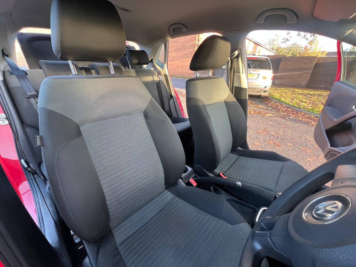 Used Volkswagen Polo 2011 for sale - 76371768: Photo 27