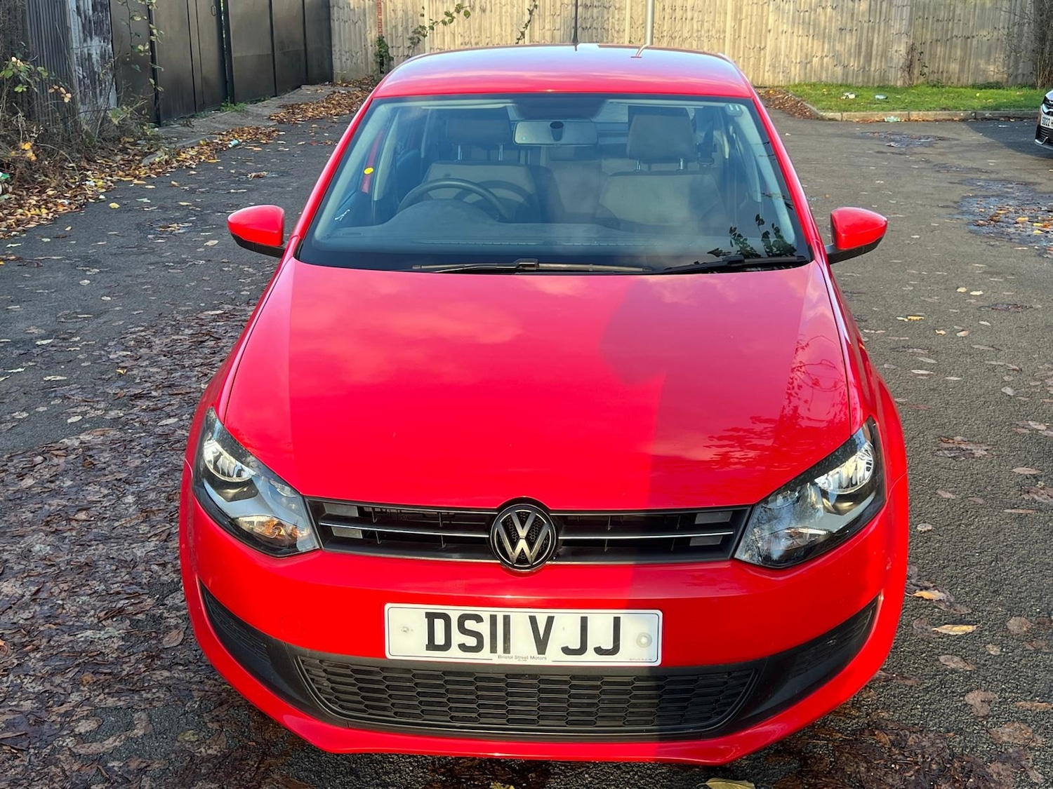 Used Volkswagen Polo 2011 for sale - 76371768: Photo 5