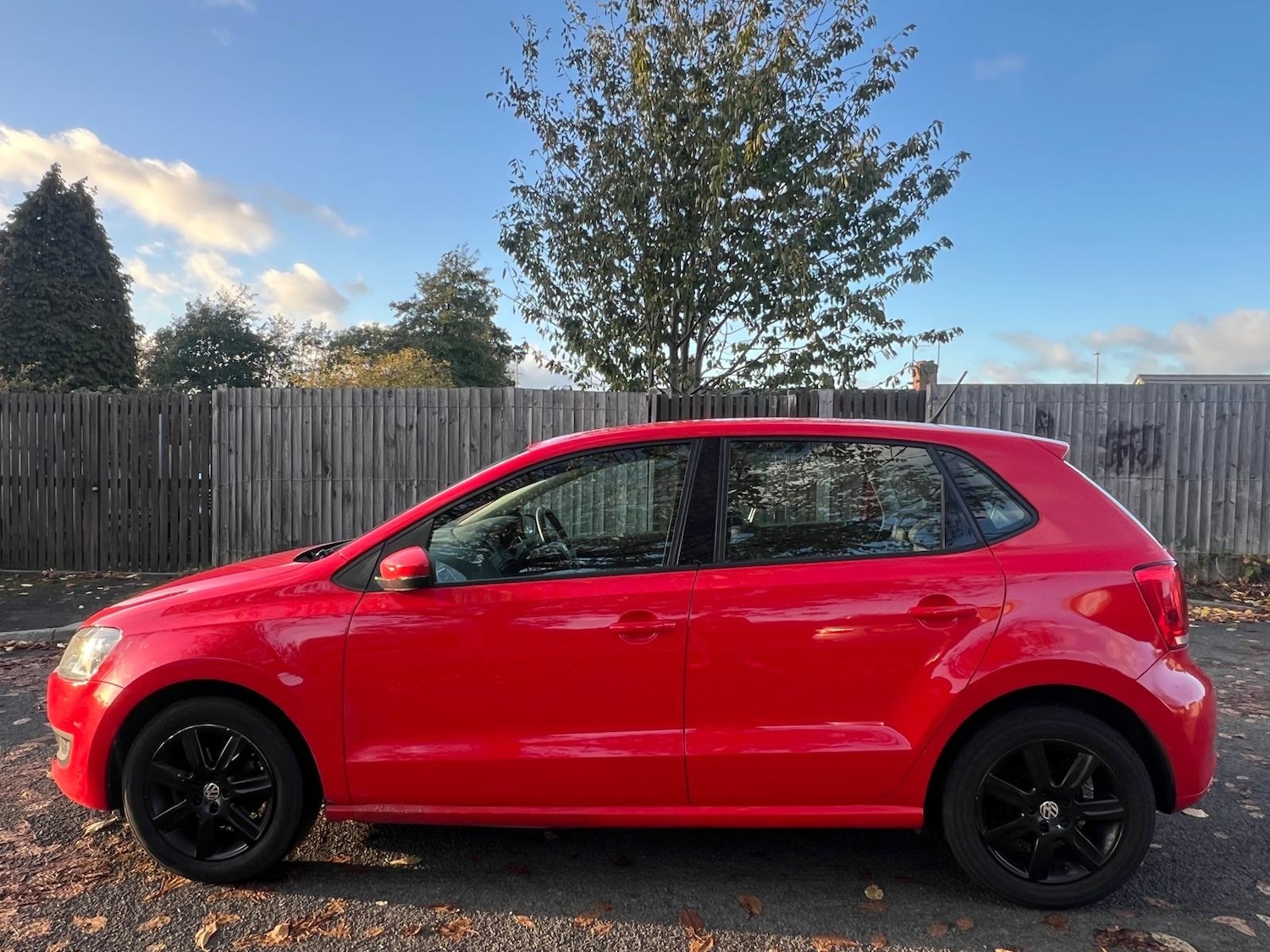 Used Volkswagen Polo 2011 for sale - 76371768: Photo 8