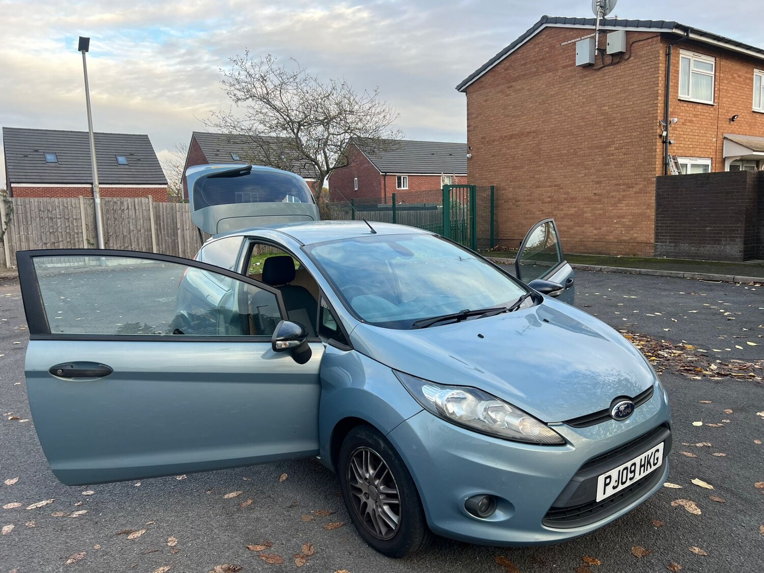 Used Ford Fiesta 2009 for sale - 76389427: Photo 24