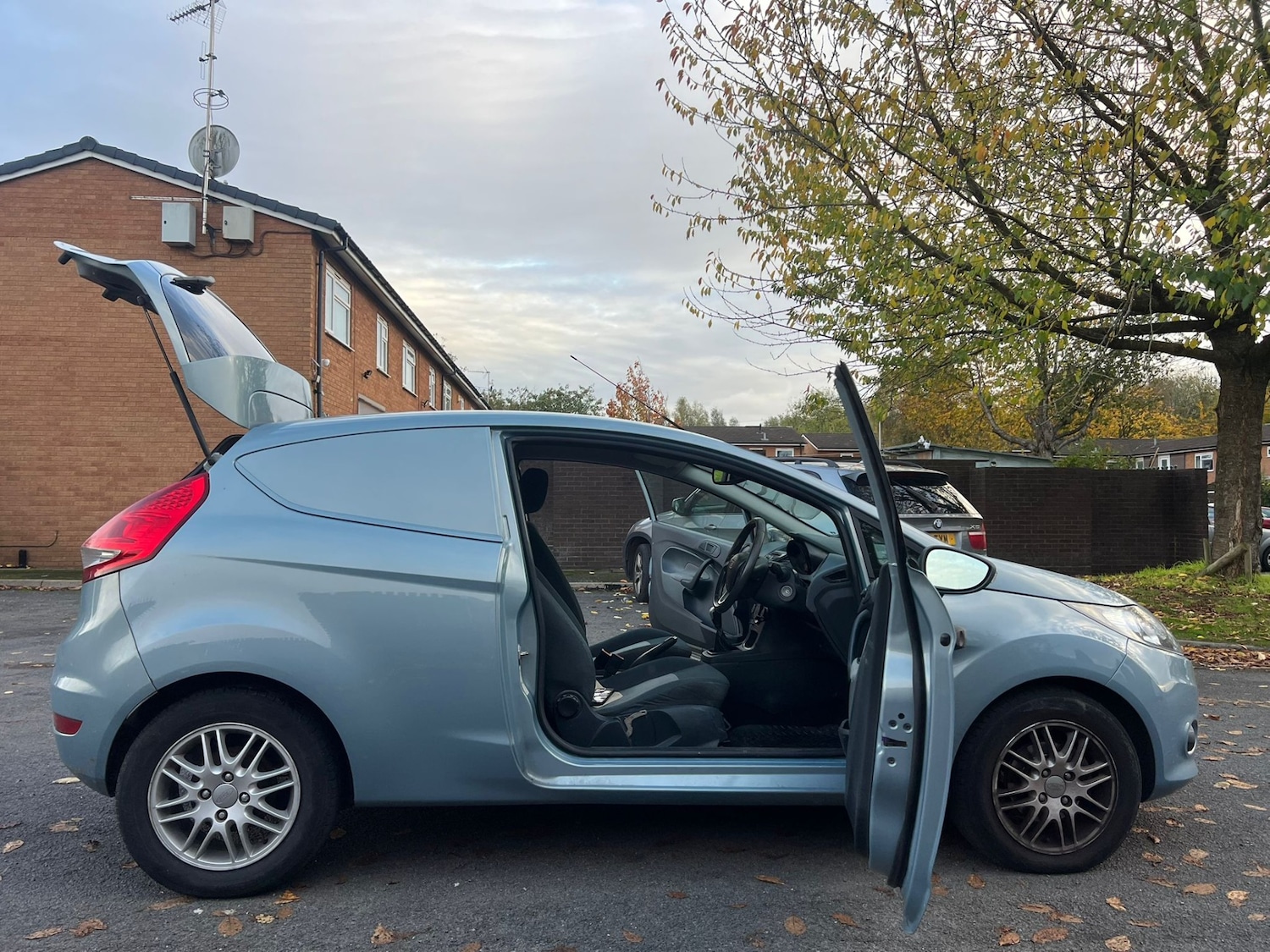 Used Ford Fiesta 2009 for sale - 76389427: Photo 31