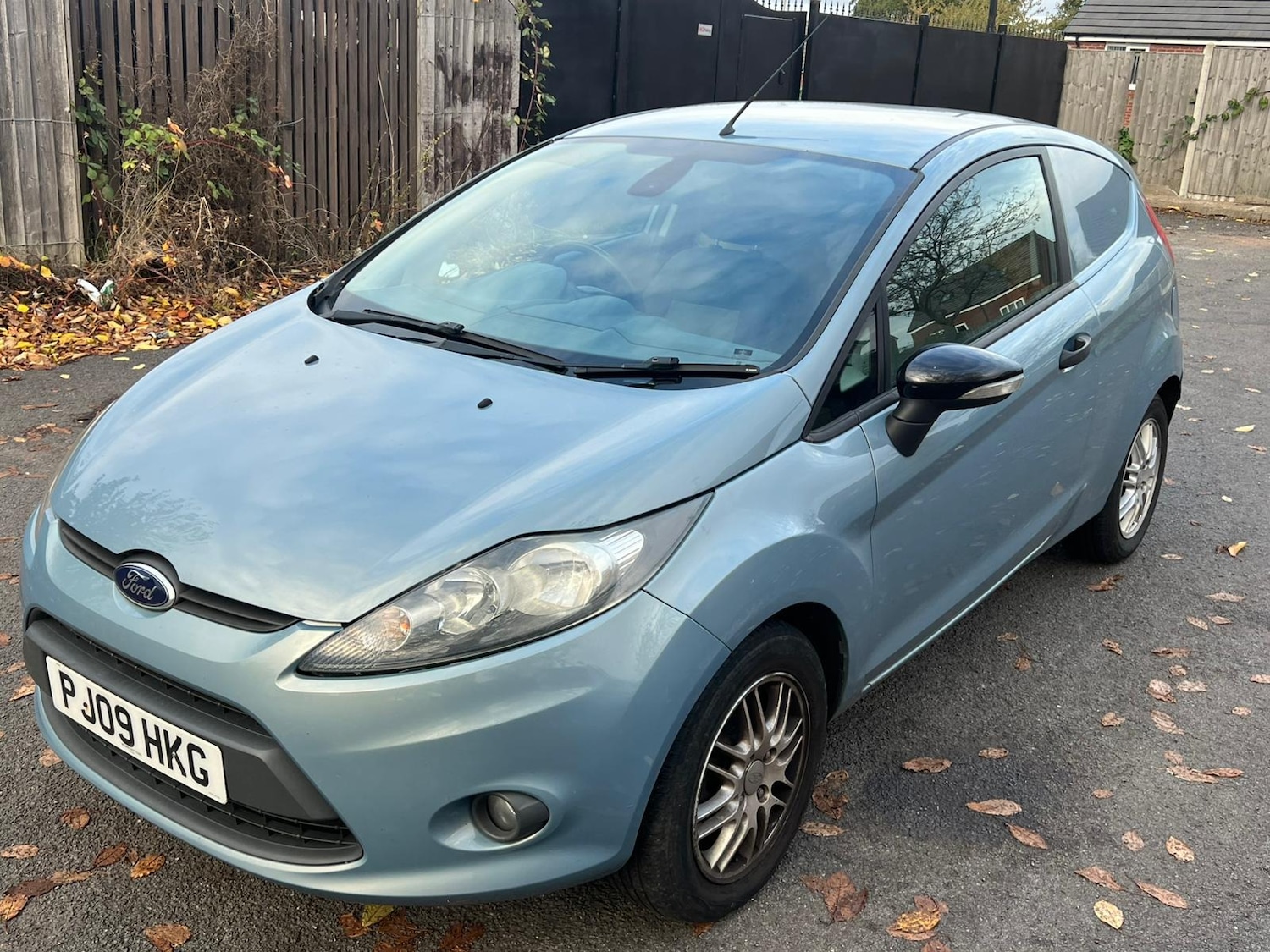 Used Ford Fiesta 2009 for sale - 76389427: Photo 4